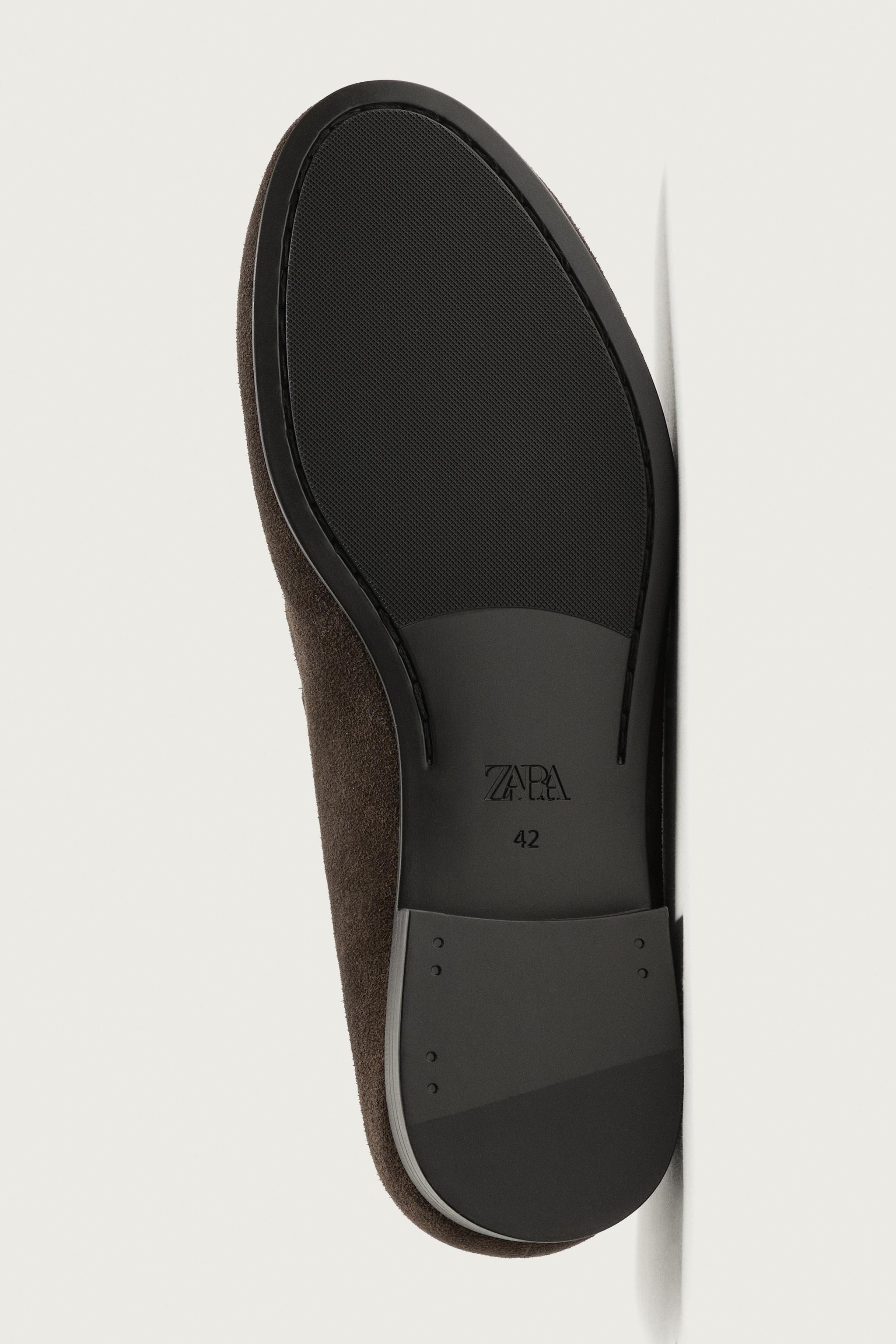 LEATHER LOAFERS